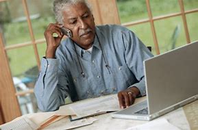The top retirement decisions facing older workers